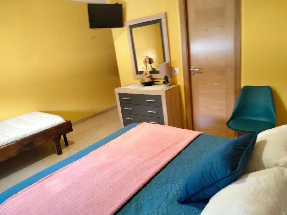 Hostal Nuevo Alonso Bembribe エクステリア 写真