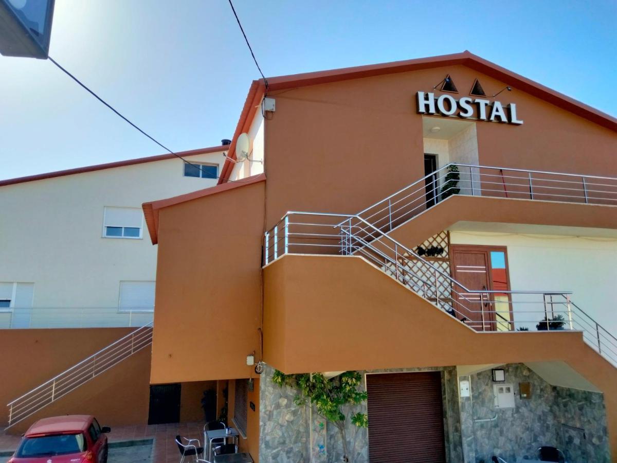 Hostal Nuevo Alonso Bembribe エクステリア 写真