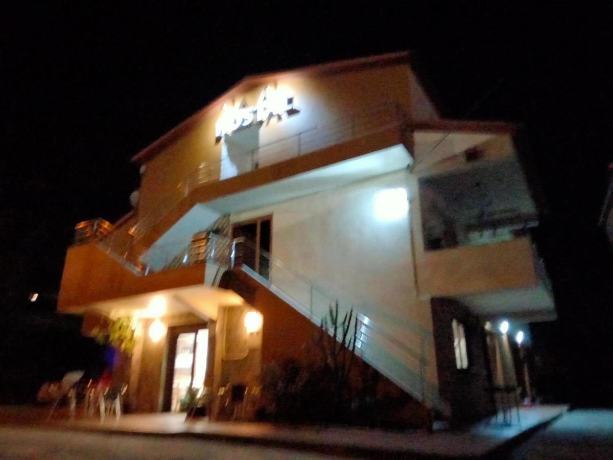 Hostal Nuevo Alonso Bembribe エクステリア 写真